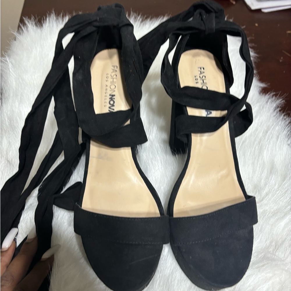 Fashion Nova Strappy heels